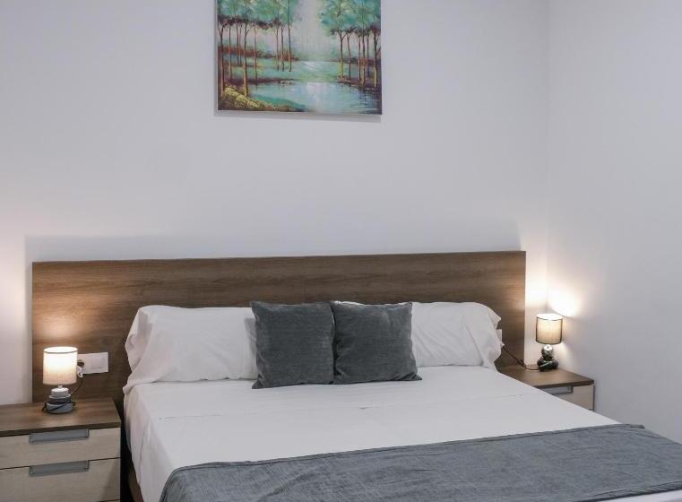 اتاق استاندارد, Hostal Tartessos