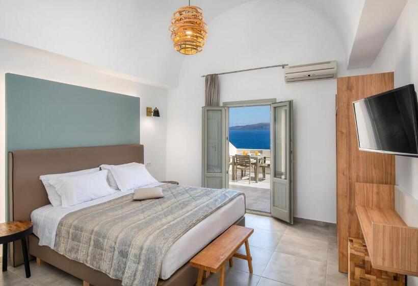 سوییت لوکس, Kokkinos Villas