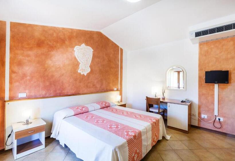 Классический номер с террасой, Petri Marini Hotel & Resort