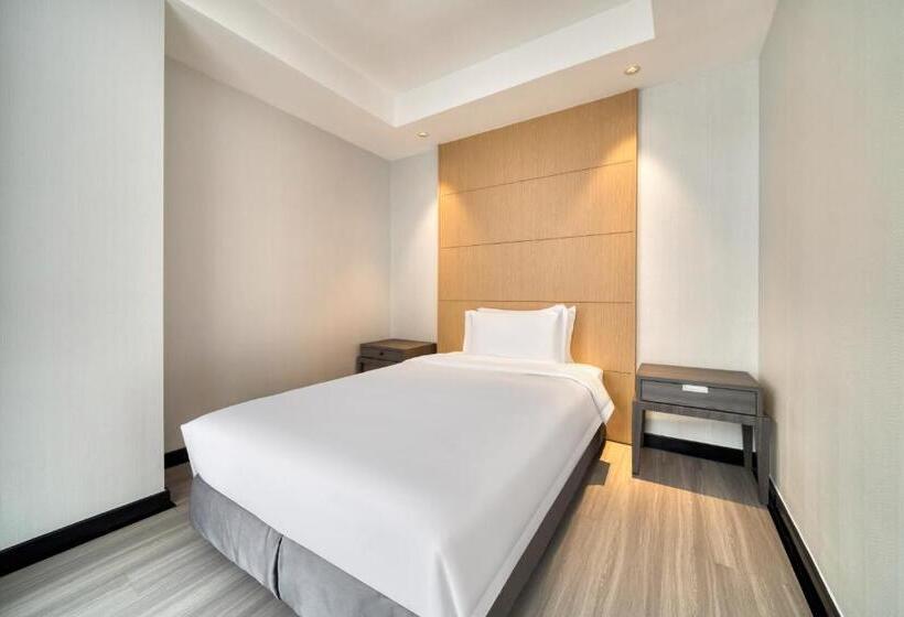 Трехместный Номер Deluxe, Yiwu International Mansion
