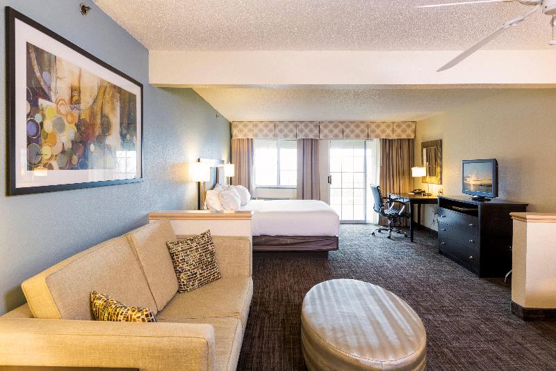 Люкс Кровать Кинг, Holiday Inn Express Hotel & Suites Saint Joseph, An Ihg