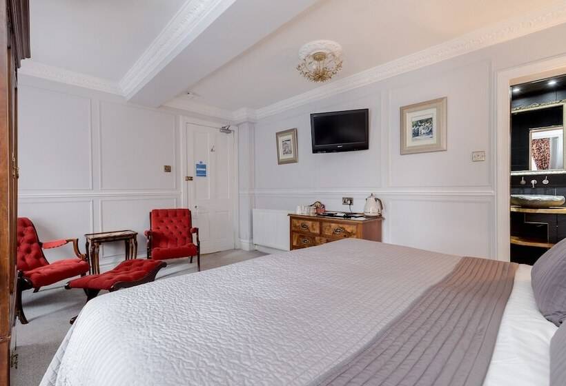 اتاق سوپریور با چشم‌انداز باغ, The Alamo Guest House