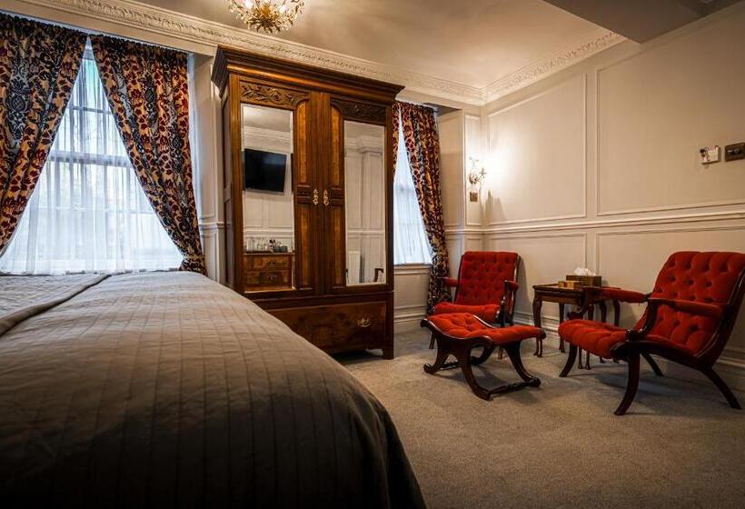 اتاق سوپریور با چشم‌انداز باغ, The Alamo Guest House