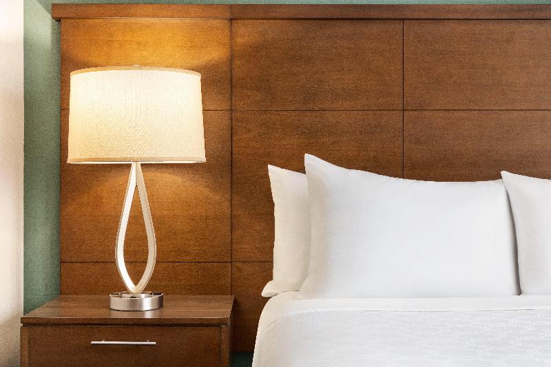 Standard Studio, Staybridge Suites Fort Wayne, An Ihg