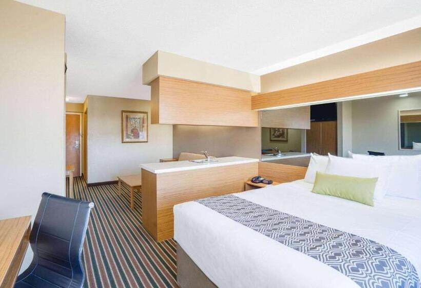 Deluxe Suite King Bed, Microtel Inn & Suites By Wyndham Pigeon Forge