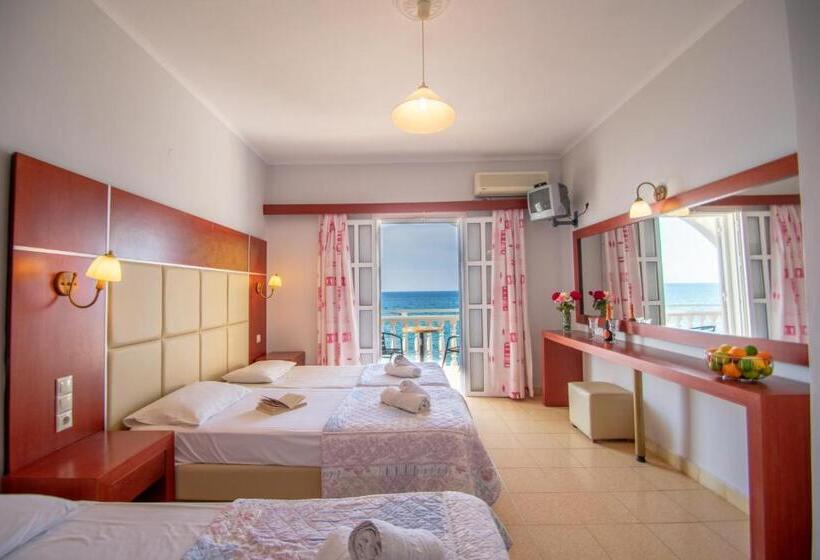 Family flat with sea view, Agoulos Beach