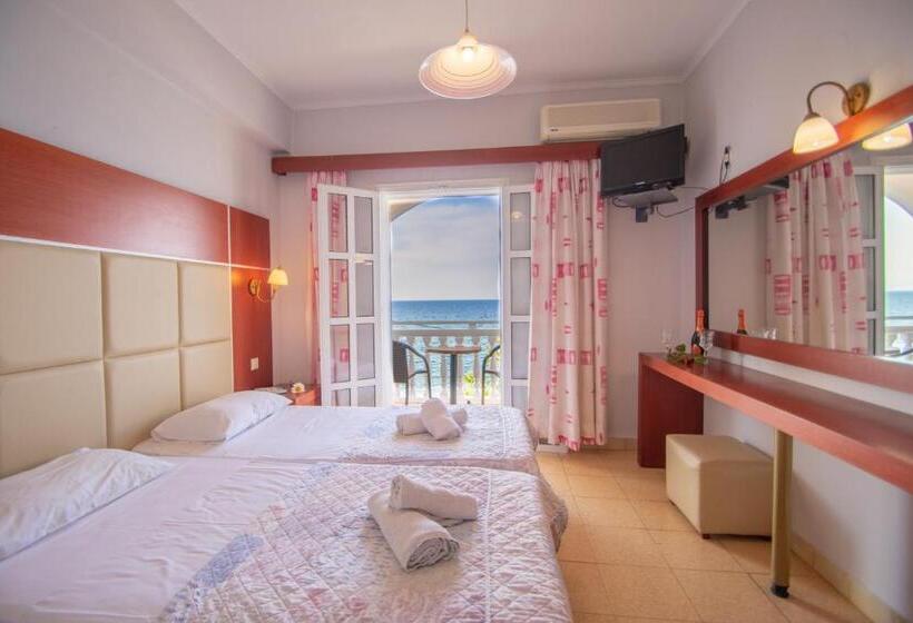 اتاق استاندارد با چشم‌انداز دریا, Agoulos Beach