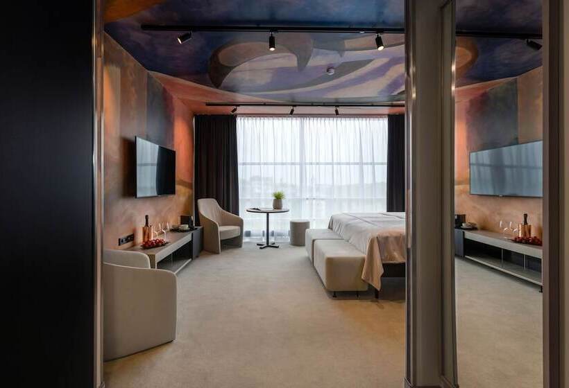 اتاق لوکس, Art Hotel Pallas By Tartuhotels