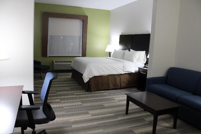 장애인을 위한 스위트, Holiday Inn Express And Suites Heber Springs, An Ihg
