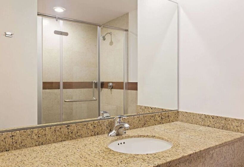 חדר משפחתי דלוקס, Wyndham Garden Cancun Downtown