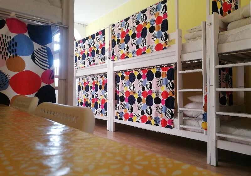 Кровать в Общей Комнате, Lorf Hostel&coffee