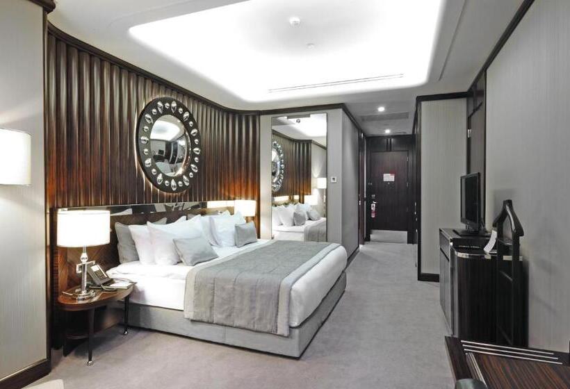 Номер Executive Кровать Кинг, Crowne Plaza Bursa Convention Center & Thermal Spa, An Ihg