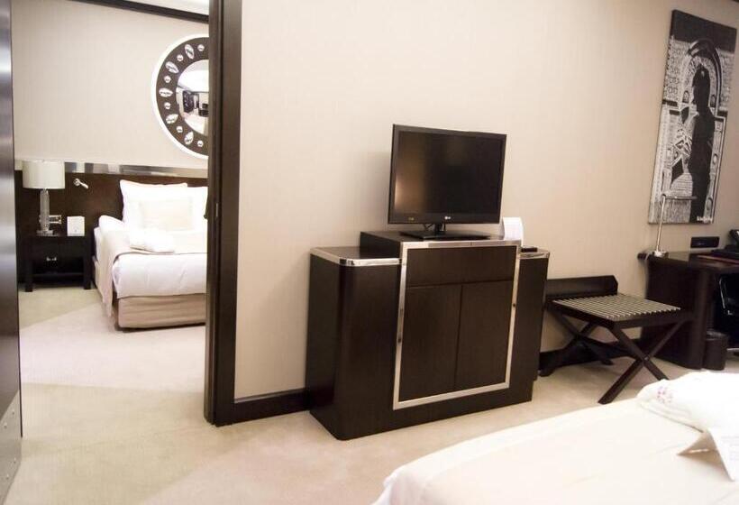 Номер Стандарт, Crowne Plaza Bursa Convention Center & Thermal Spa, An Ihg