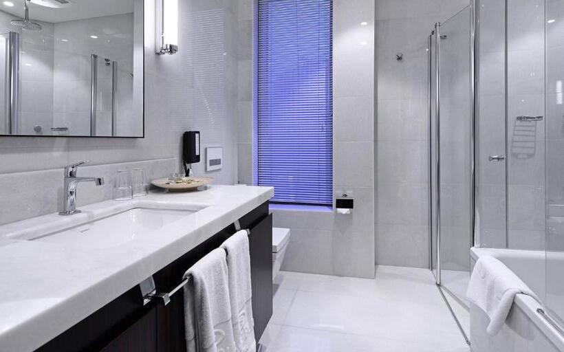 Номер Superior, Crowne Plaza Bursa Convention Center & Thermal Spa, An Ihg