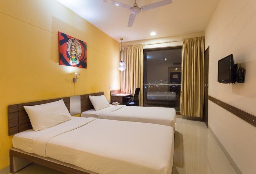 标准间, Ginger  Chennai