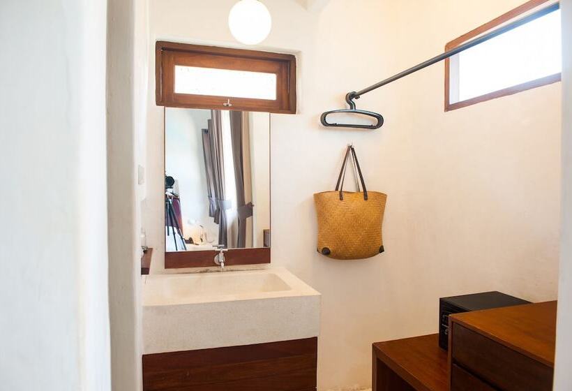Бунгало Стандарт, Lazy Days Samui Beach Resort