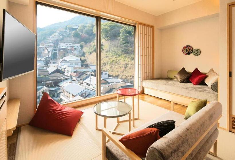 Standard room with outdoor bath, Kotohira Grand Hotel Sakuranosho
