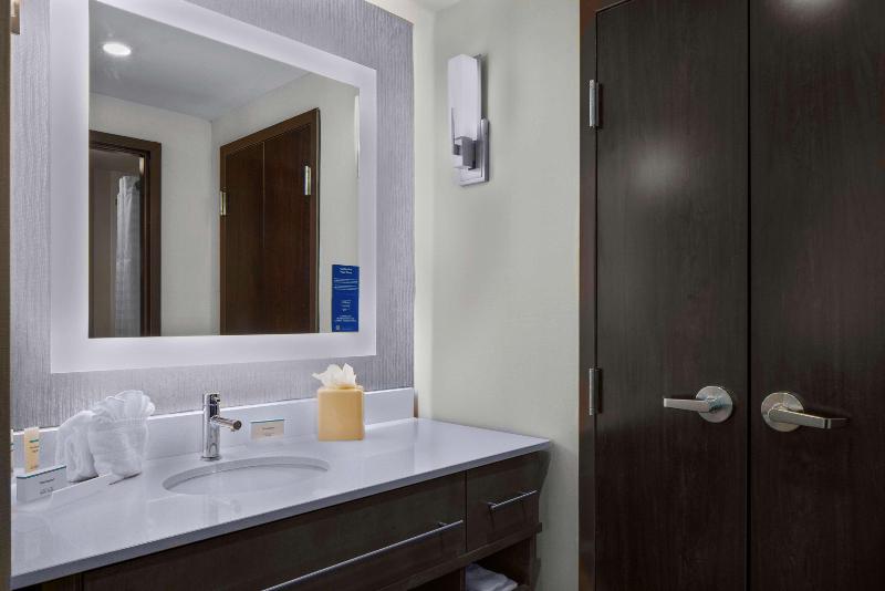 Номер Стандарт, Holiday Inn Express Hotel & Suites Bryan Montpelier, An Ihg