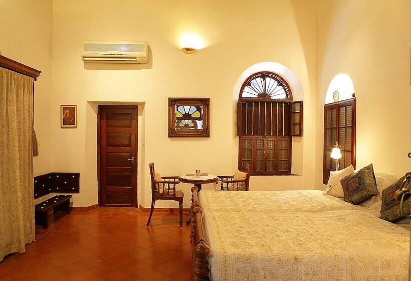 Номер Deluxe, Raheem Residency