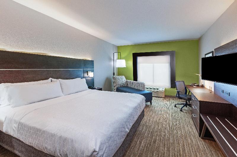 Стандартный Номер Кровать Кинг, Holiday Inn Express Sealy, An Ihg