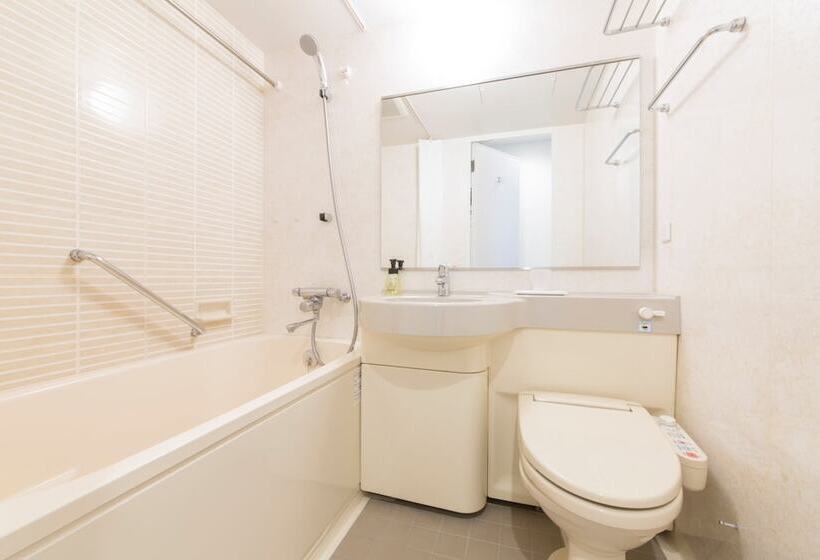 Номер Стандарт, Tokyu Stay Aoyama Premier