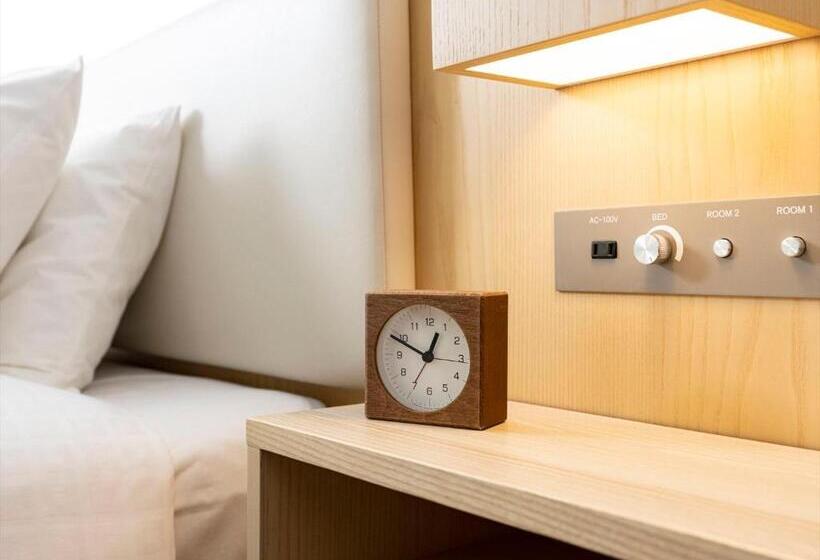 Номер Стандарт, Tokyu Stay Shimbashi  Ginza Area
