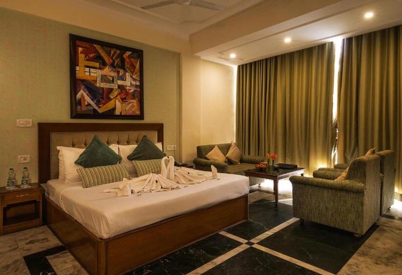 Стандартный Номер Кровать Кинг, Tulip Inn Green Castle Mall Road