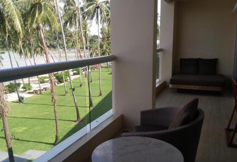 اتاق خانوادگی, Phuket Panwa Beachfront Resort