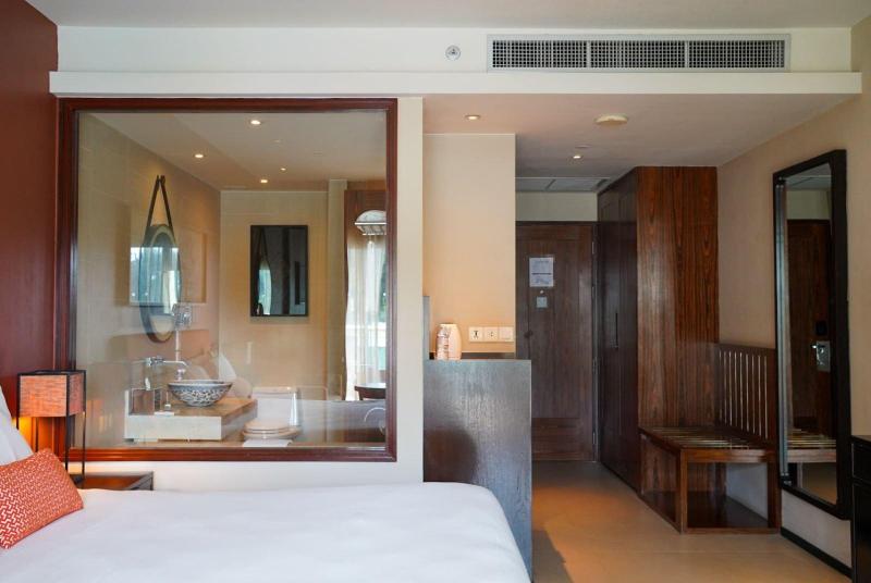 اتاق استاندارد با تخت بزرگ, Phuket Panwa Beachfront Resort