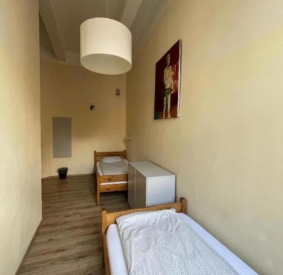 标准间, Hostel Orange Plus