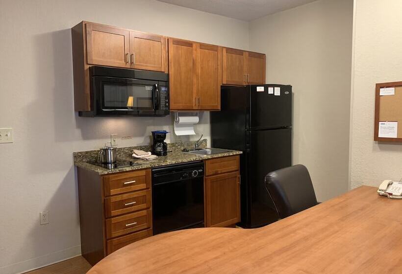 سوییت, Candlewood Suites Jonesboro, An Ihg