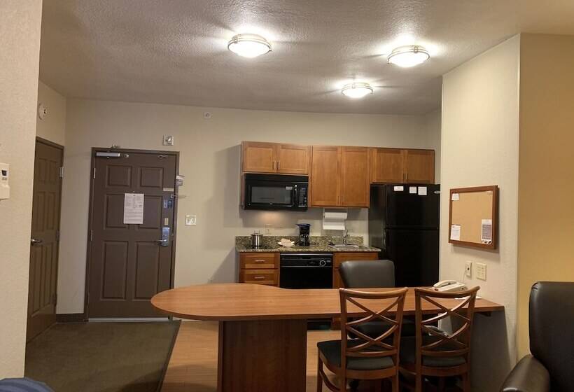 سوییت, Candlewood Suites Jonesboro, An Ihg