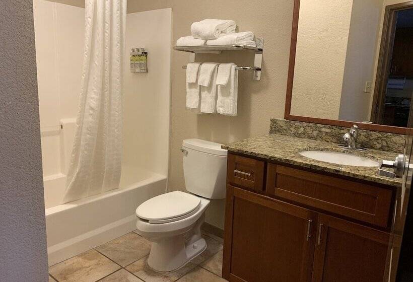 استودیوی استاندارد, Candlewood Suites Jonesboro, An Ihg