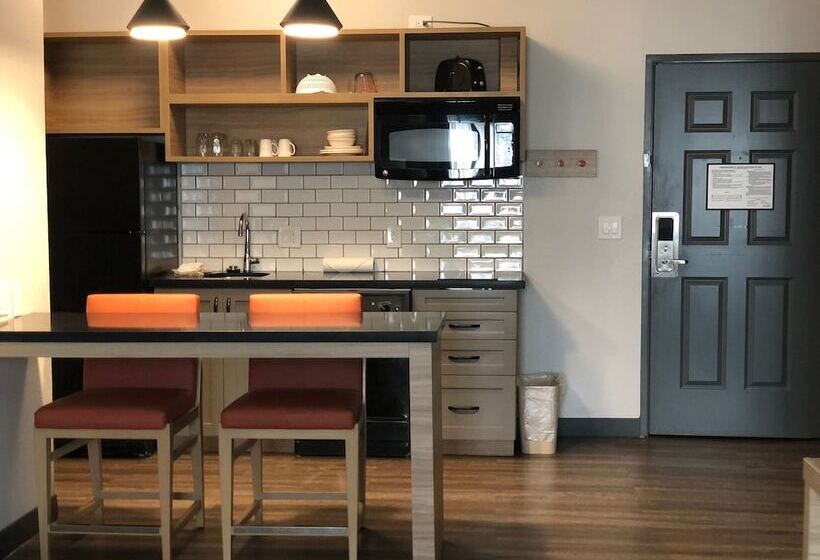 Люкс, Candlewood Suites Mount Pleasant, An Ihg
