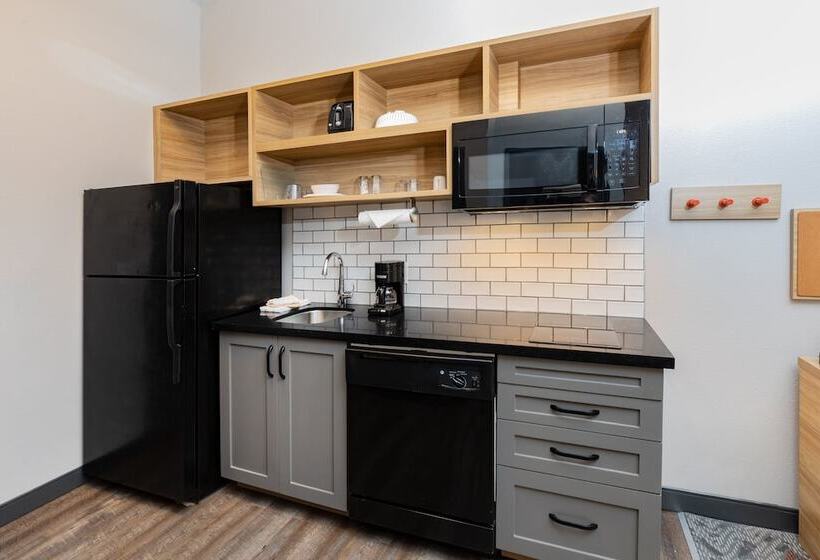 Люкс, Candlewood Suites Mount Pleasant, An Ihg