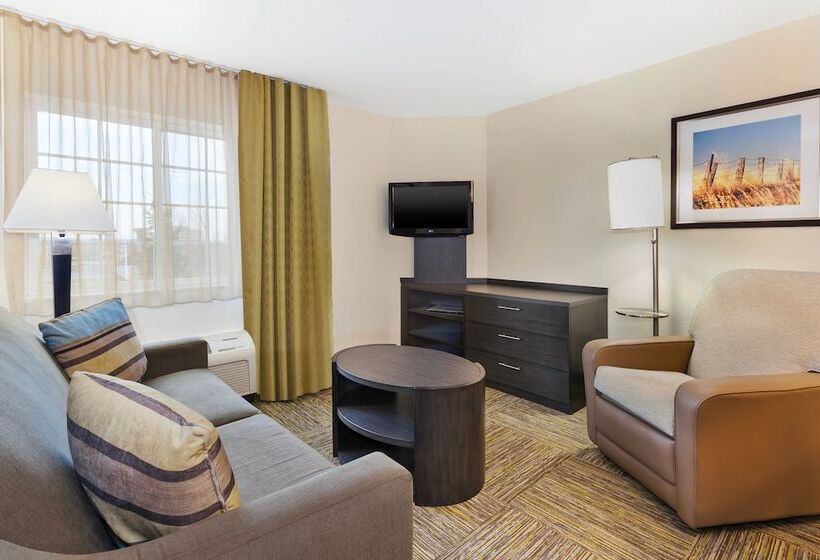스위트, Candlewood Suites Polaris, An Ihg