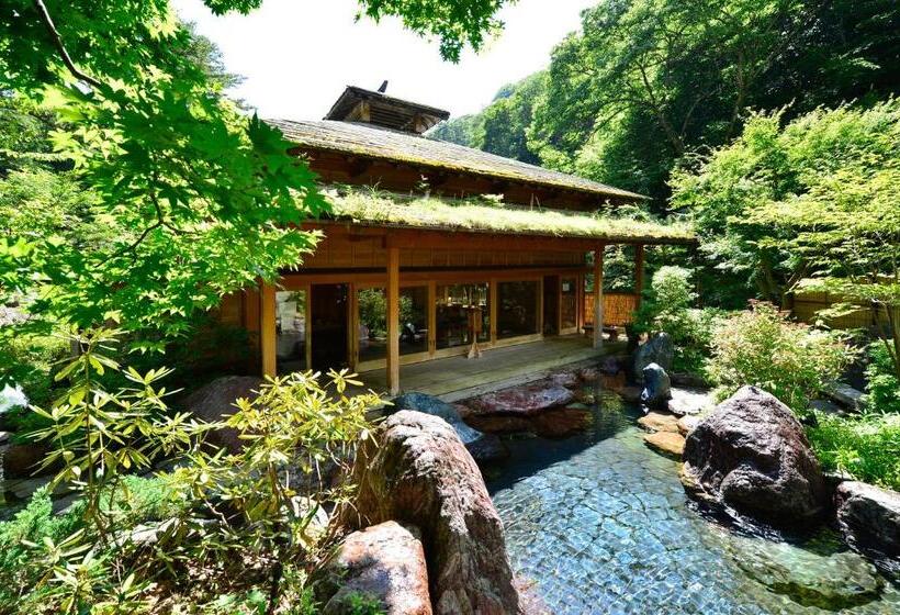 Номер Economy с общей ванной комнатой, Houshi Onsen Chojukan