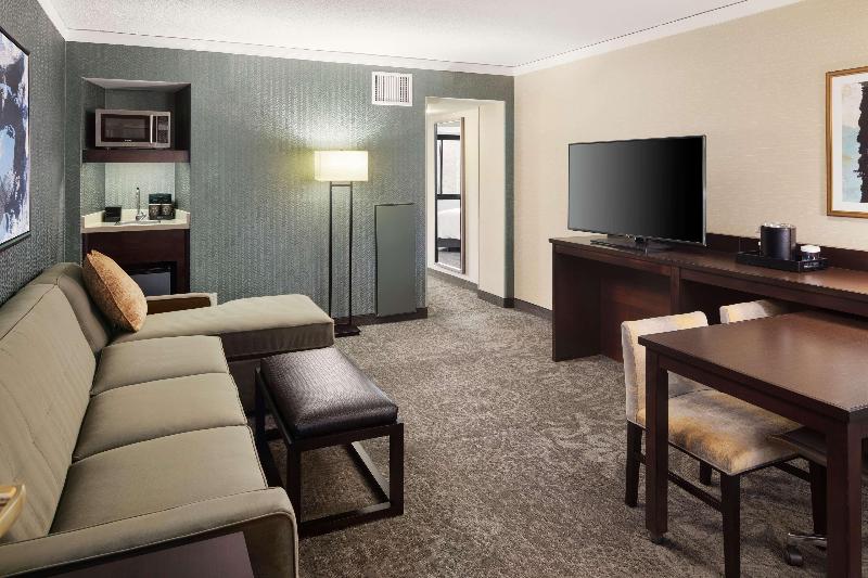 스탠다드 룸 킹사이즈 침대, The Westin Sendai