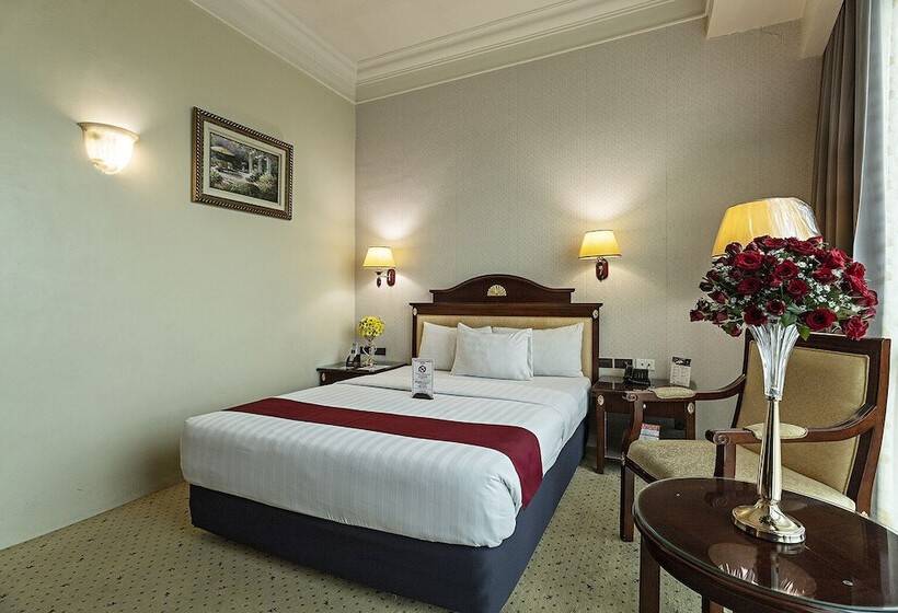 デラックスルーム, Sarrosa International Hotel And Residential Suites