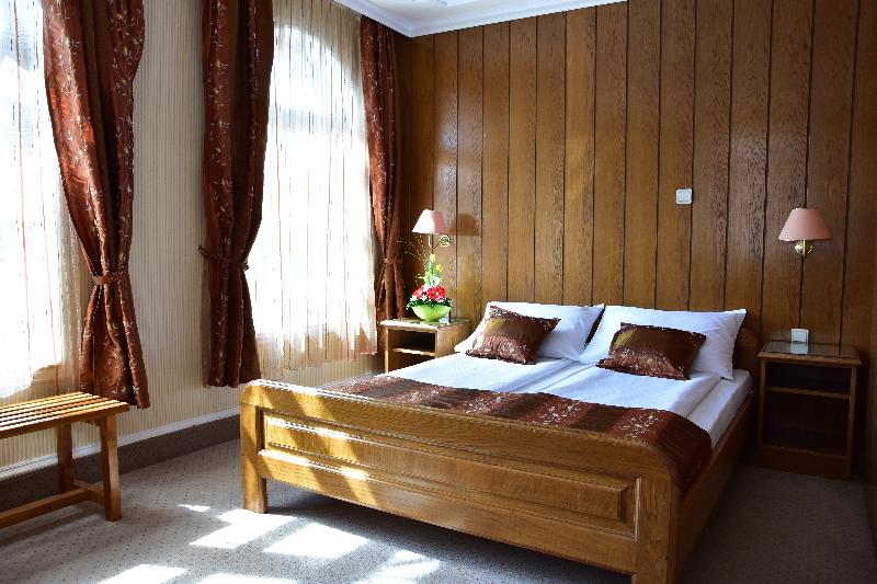 سوییت, Garni Hotel Lav