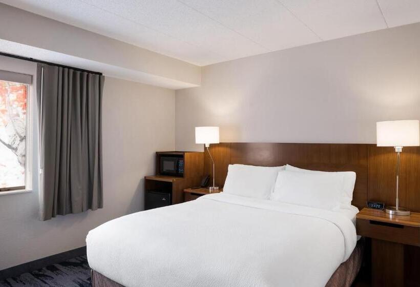 Номер Стандарт, Fairfield Inn By Marriott Amesbury