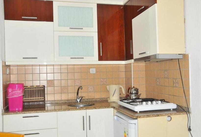 Семейный Номер Вид на Сад, California Apart Otel