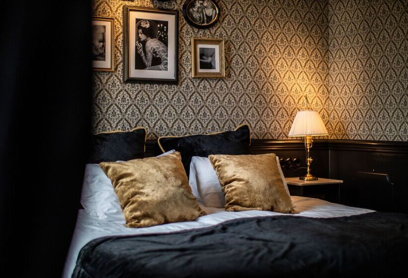 غرفة قياسية, Pigalle