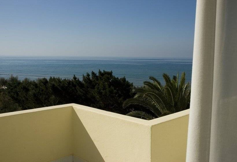 带海景的标准房, Grand Hotel La Playa