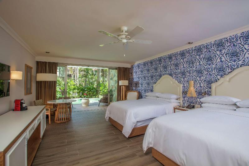 جناح جونيور مطل على الحديقة, Krystal Grand Puerto Vallarta