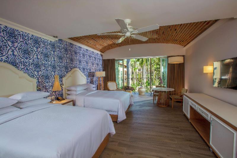 جناح جونيور مطل على الحديقة, Krystal Grand Puerto Vallarta