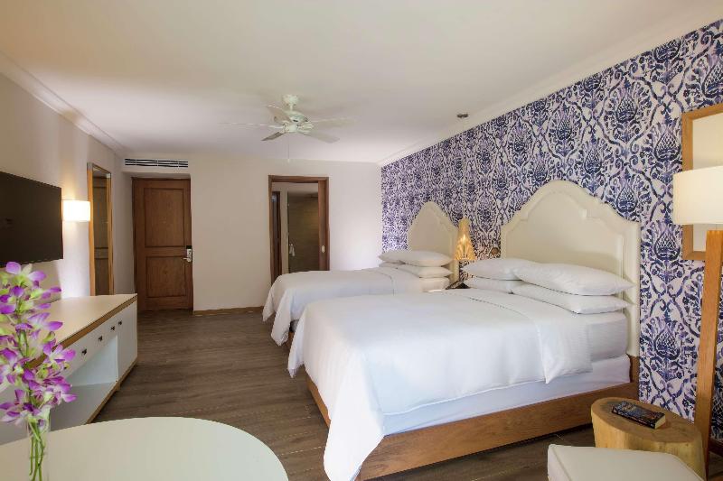 Junior Suite cu Priveliște spre Gradină, Krystal Grand Puerto Vallarta