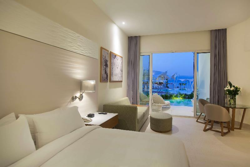 جناح جونيور, Krystal Grand Puerto Vallarta