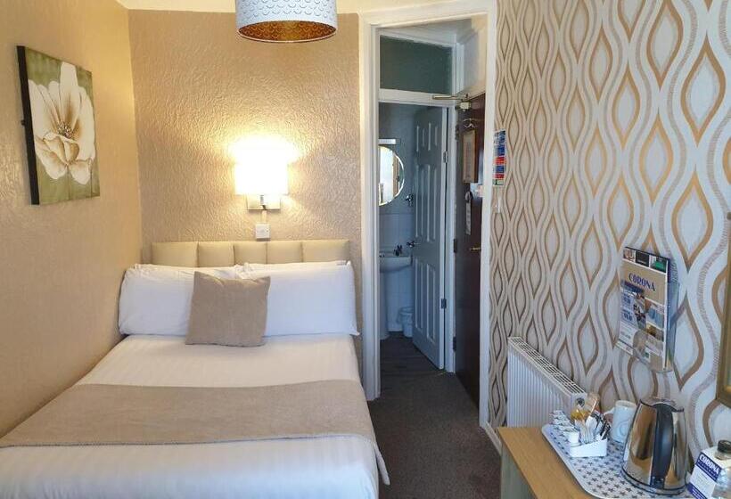 이코노미 룸, Corona Blackpool