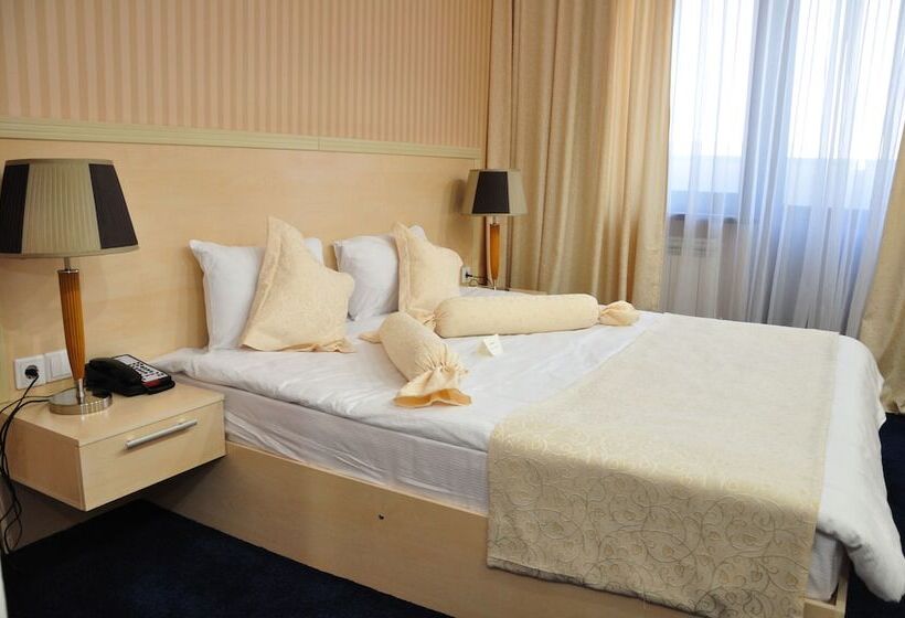 스탠다드 스튜디오, King Hotel Astana